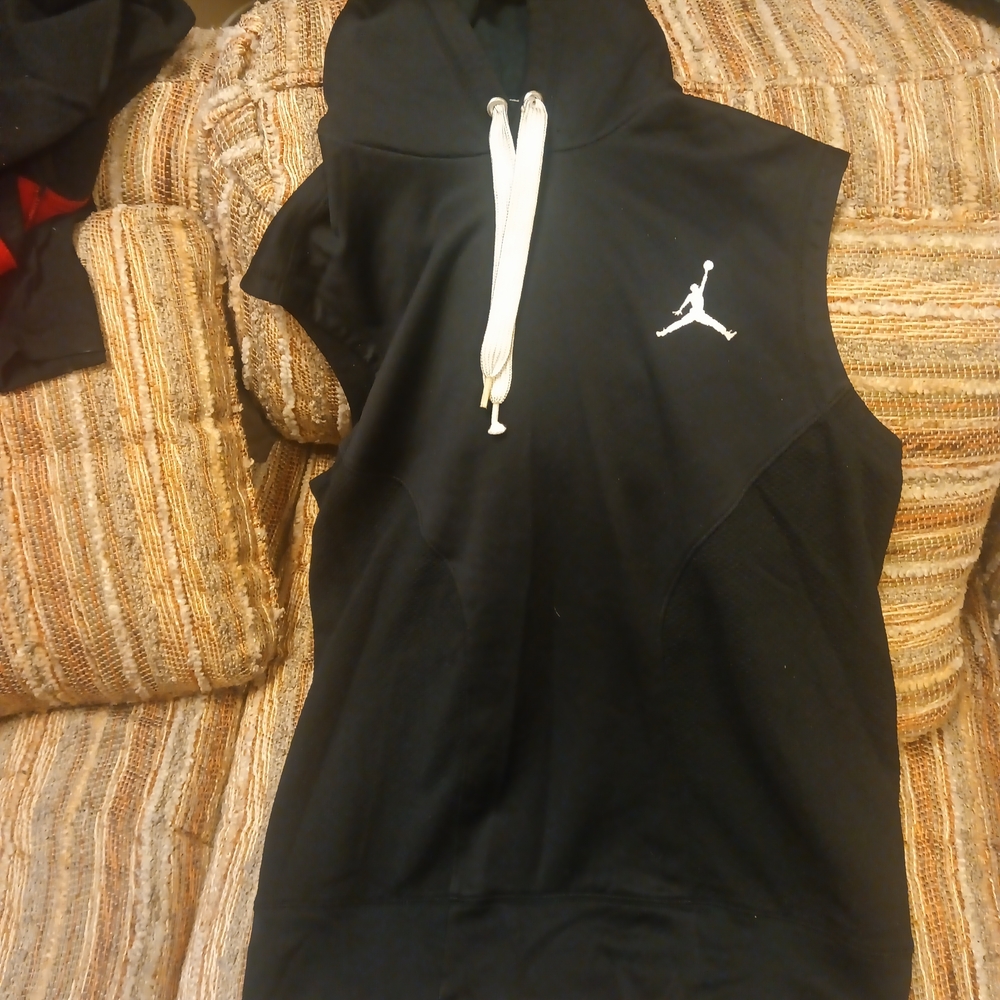 Jordan Black Sleeveless Hoodie